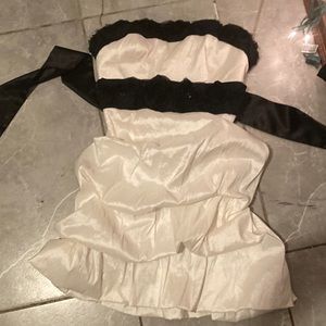 Sequin hearts size 5 strapless dress